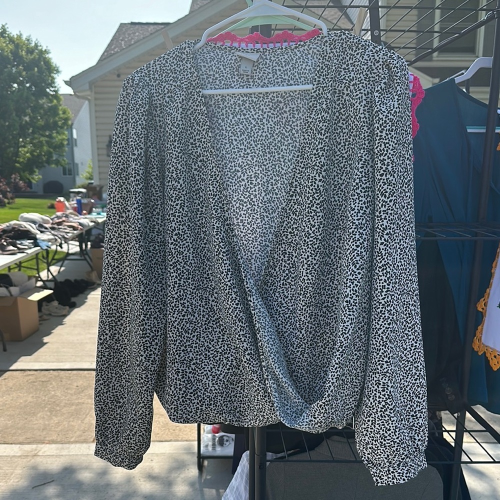 a new day Black and White Patterned Top with Pink Trim
